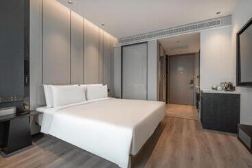 Atour Hotel Nantong Central South Brics