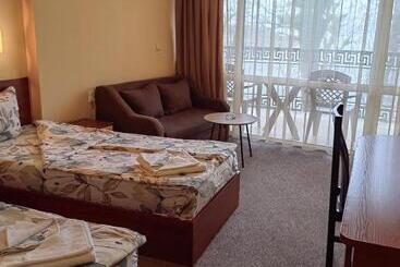 Family Hotel Diana