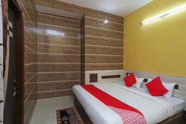 Flagship Hotel Owish