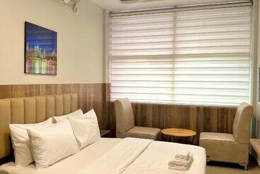 هتل Avenue Suites Near International Airport Bangalore