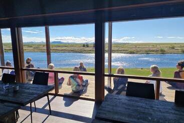 هتل West Ranga Lodge