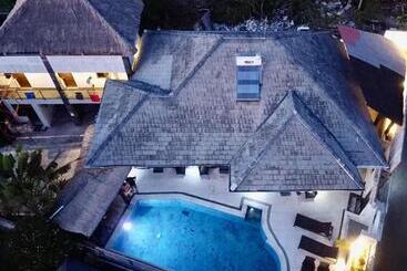 پانسیون Surf Bali Villa