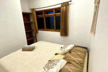 پانسیون Surf Bali Villa