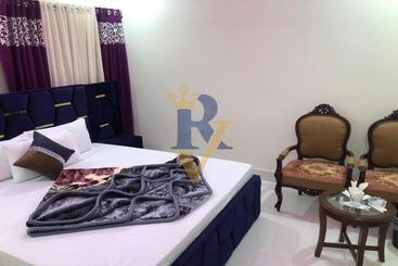 پانسیون The Royal Villas Guest House