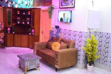 پانسیون The Royal Villas Guest House