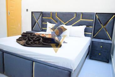 پانسیون The Royal Villas Guest House