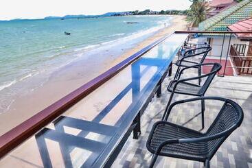Phala Shore Resort
