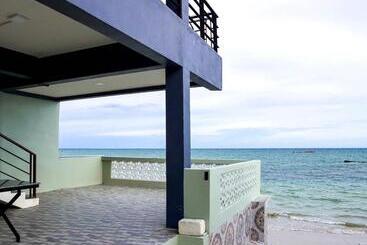 Phala Shore Resort