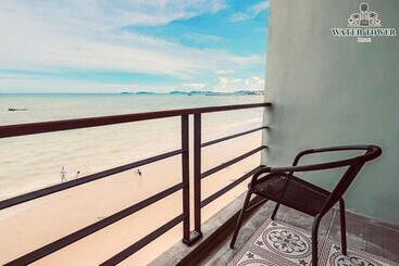 Phala Shore Resort
