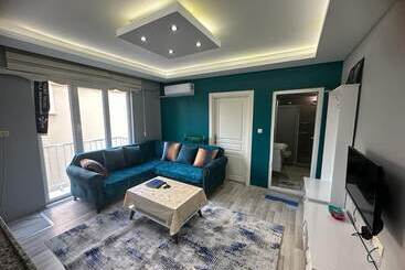 Cam Suites