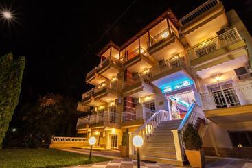 هتل Calypso Beach