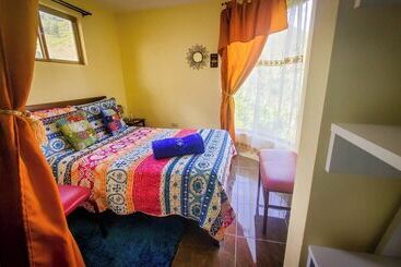 هتل Tosa Blue Mountain Retreat And Spa