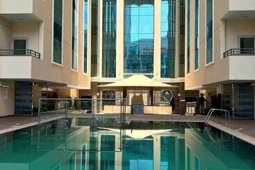 Khalidia Palace Hotel Dubai By Mourouj Gloria