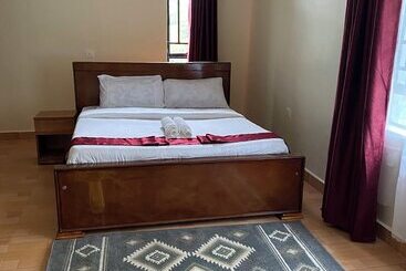 استراحتگاه Acacia Gardens Gilgil