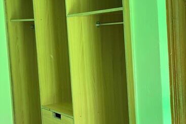 استراحتگاه Acacia Gardens Gilgil