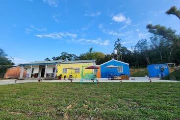 تختخواب و صبحانه Beihe Village Bnb