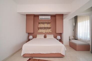 تختخواب و صبحانه Bono Residence