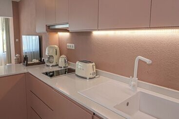 تختخواب و صبحانه Bono Residence