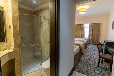 هتل Al Hidayah Towers