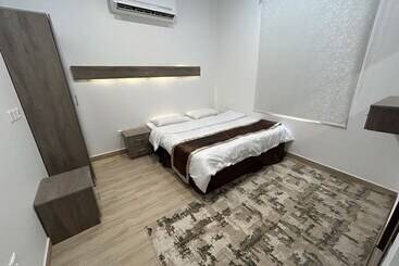 هتل Aram Suites