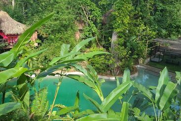 هتل Samana Tropical Village