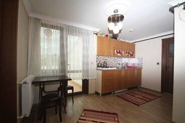 Kalemci̇ Apart