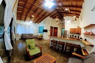 پانسیون Casa Encanto En Los Cardones