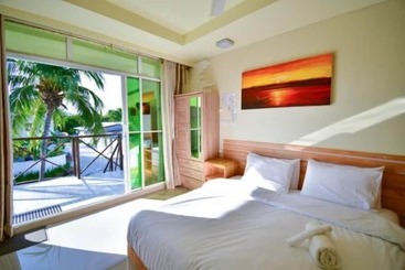 膳宿费 Go Surf Maldives