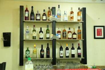 Prime 16 Hotels And Suite