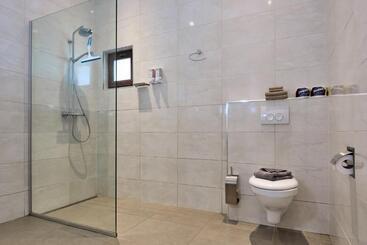 Bubali Luxury Apartments Adults Only Wheelchair Friendly