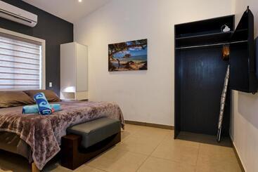 Bubali Luxury Apartments   Adults Only   Wheelchair Friendly - אוראנג'אסטאד