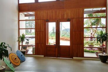 هتل 360 Kalaw