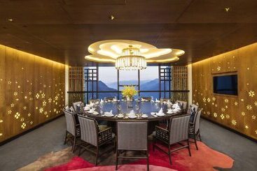 هتل Banyan Tree Jiuzhaigou