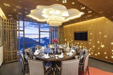 هتل Banyan Tree Jiuzhaigou