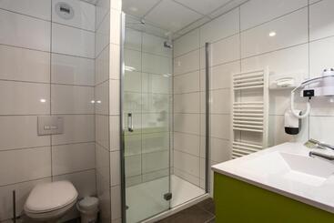 Brit Hotel Brive La Gaillarde   Restaurant La Limousine