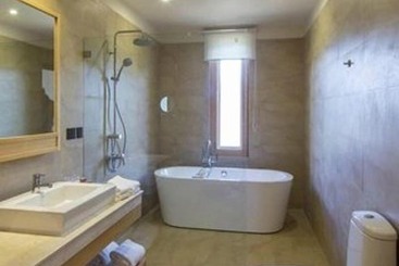 هتل Dhensa Resort