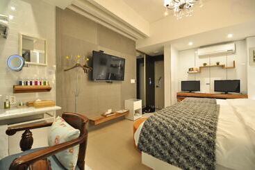 February Hotel Apsan