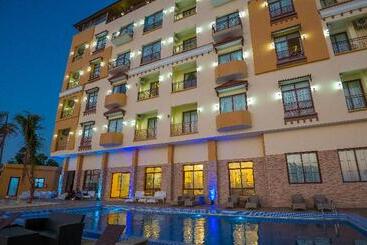 호텔 Golden Tulip Zanzibar Resort