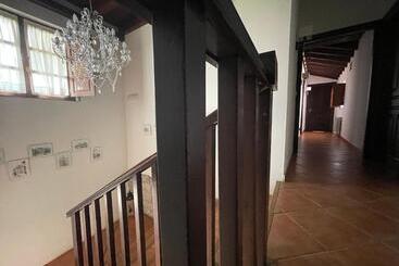 هتل La Casa De Noelia