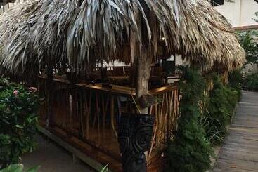 هتل Mariposa Belize Beach Resort