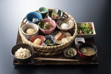 هتل Satoyama Auberge & Hot Spring Wellness Spa Sakuragaike Kurgarden