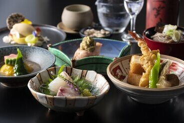 هتل Satoyama Auberge & Hot Spring Wellness Spa Sakuragaike Kurgarden