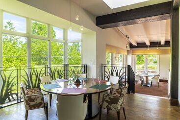 هتل Satoyama Auberge & Hot Spring Wellness Spa Sakuragaike Kurgarden