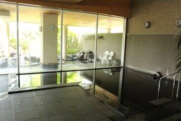 هتل Satoyama Auberge & Hot Spring Wellness Spa Sakuragaike Kurgarden