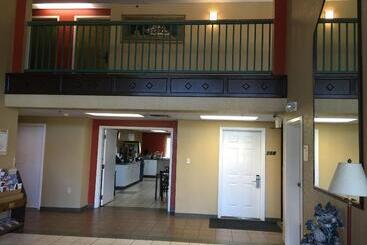 هتل Super Inn & Suites Philadelphia