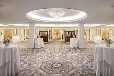 בית מלון כפרי Waldorf Astoria Washington DC