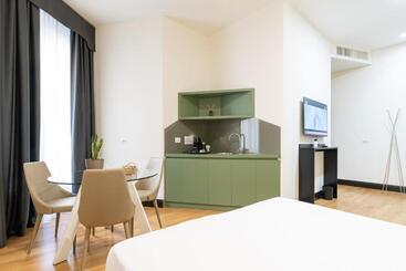 پانسیون Castello Guest House Milano