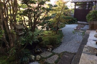 پانسیون Temple Stay Tsushima Seizanji