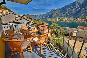 Apartments Andrija - Kotor