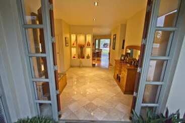 تختخواب و صبحانه Rarotonga S Fishing Lodge   Gt S